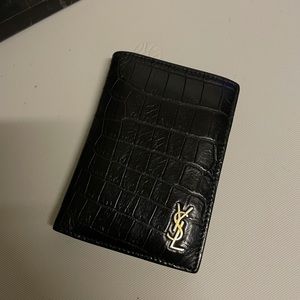 ysl croc cardholder